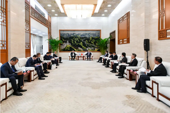 1697503616947081006.png 32.png